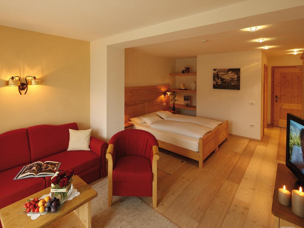 Hotel Gran Paradiso San Cassiano  Oda fotoğraf