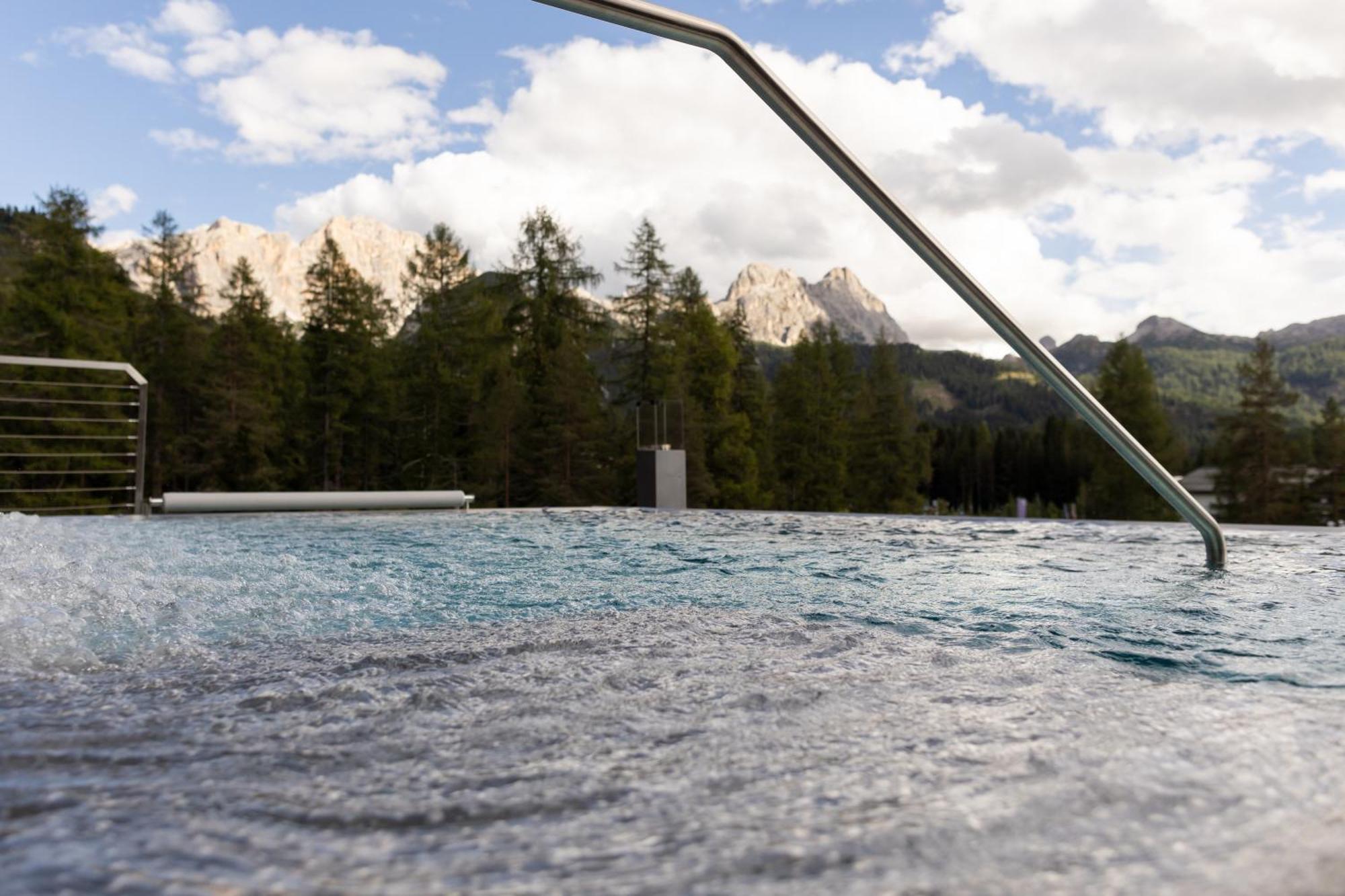 Hotel Gran Paradiso San Cassiano  Dış mekan fotoğraf
