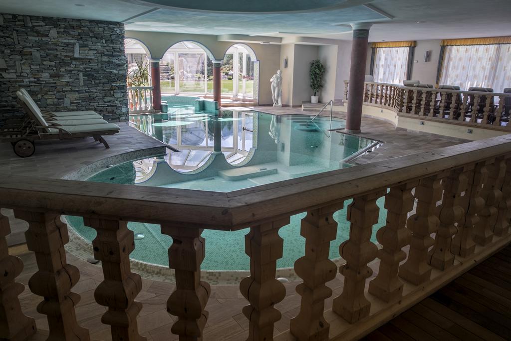 Hotel Gran Paradiso San Cassiano  Dış mekan fotoğraf